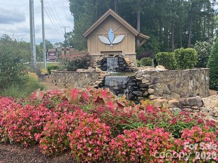241 Ashmore Circle active home in Falls Cove, Troutman, NC