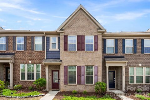 5379 Orchid Bloom Drive sold home in The Greens, Fort Mill, SC