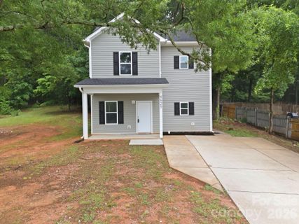 8625 Terra Cotta Drive active home in Ridgewood, Charlotte, NC