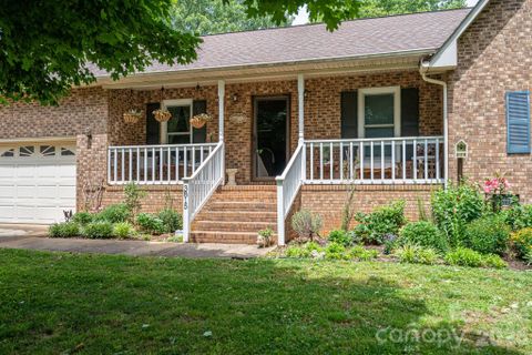 3815 Wild Cherry Road active home in Oak Springs, Shelby, NC