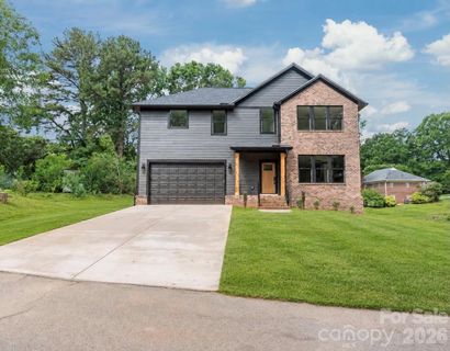 111 Keowee Circle pending home in Rushing Park, Indian Trail, NC