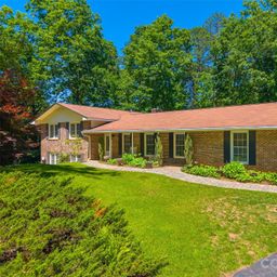 1747 University Heights Road