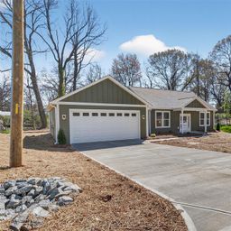 413 24 Dogwood Lane