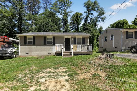9 Delores Street active home in Belmont Heights, Greenville, SC