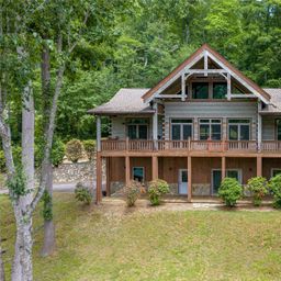 170 Cradling Cove