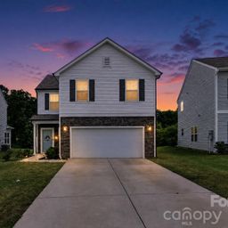 1101 Freeman View Drive