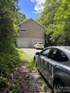 319 Glenn Bridge Road
