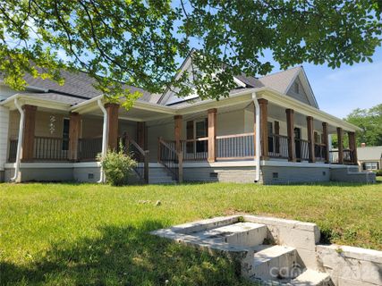 409 N 12th Street