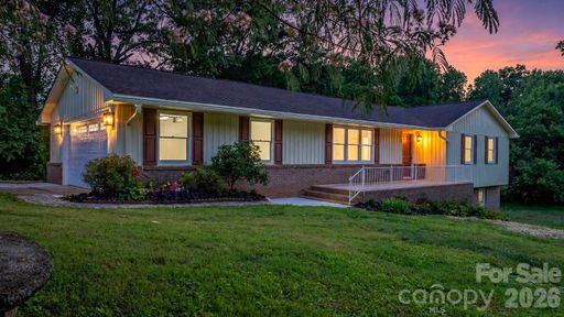 Homes in Dalwan Heights, Statesville