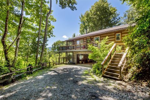1059 Setzer Cove Road active home in Valley Vista, Maggie Valley, NC