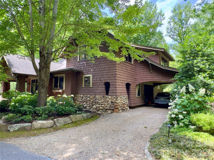 20 22 Chaucer Road sold home in Cheshire, Black Mountain, NC