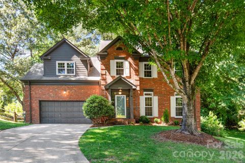 Homes in Matthews Plantation, Matthews