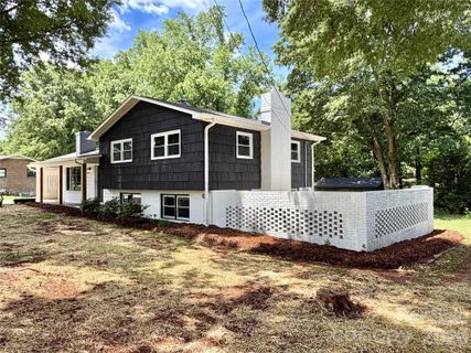 303 Deal Avenue pending home in Random Hills, Conover, NC