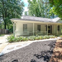 13615 Wildiris Court