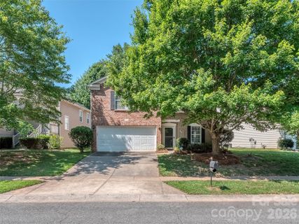 7829 Ponderosa Pine Lane active home in Kingstree, Charlotte, NC