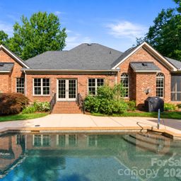 526 Ballymote Court