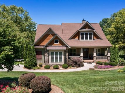32 Lake Vista Drive