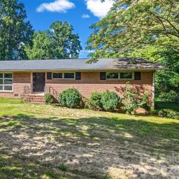 1020 Candlewood Lane