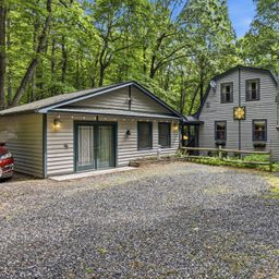 37 Pine Bluff Road