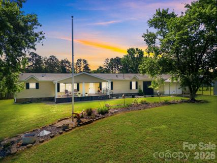 165 Grand Oaks Drive pending home in Middle Brook, Rockwell, NC