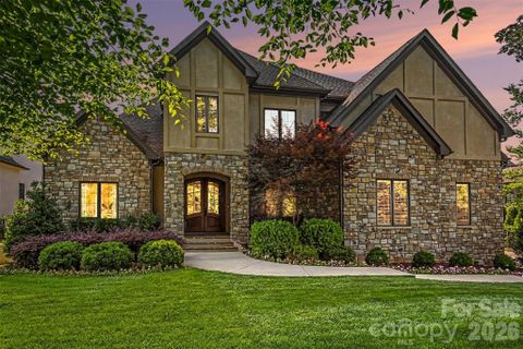 8000 Skye Lochs Drive sold home in Skyecroft, Waxhaw, NC