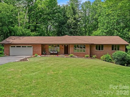 11 Grenadier Court active home in Challedon, Candler, NC