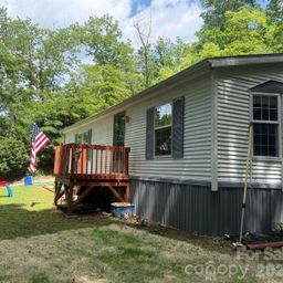 811 Turkey Pen Gap Road