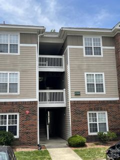 9709 Campus Walk Lane