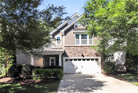 4540 Blackmuir Wood Circle active home in Glenmore, Charlotte, NC