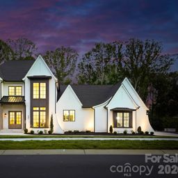 207 Sugar Maple Lane