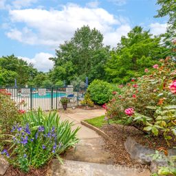 9 Kenilworth Knoll