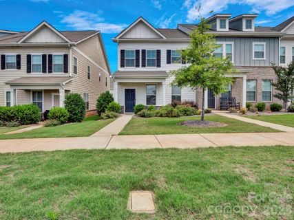 2131 Stevens Mill Road pending home in Harmony At Matthews, Matthews, NC
