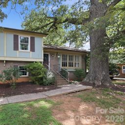 7419 Meadowdale Lane