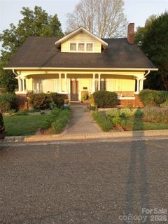 601 Forney Avenue