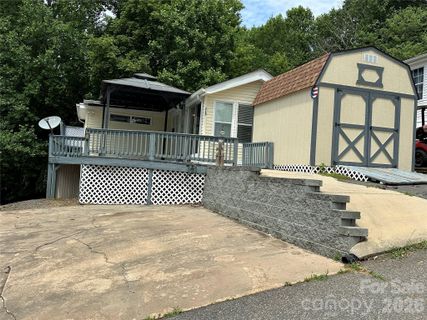 115 Badin View Road active home in Badin Shores Resort, New London, NC