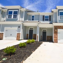 405 Creekview Road