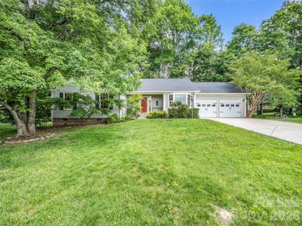 606 Woodberry Court sold home in Southchase, Fletcher, NC