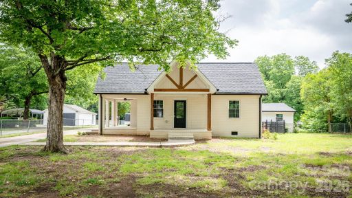 1225 Old Charlotte Road
