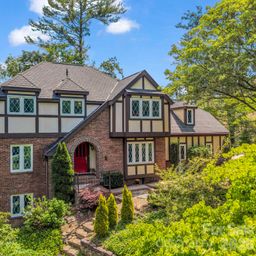 8 Sunny Ridge Drive