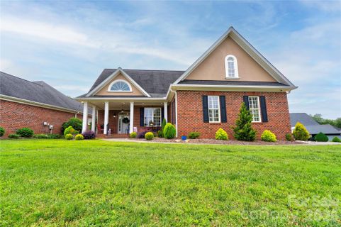 Homes in Spring Forest, Shelby