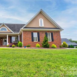 121 Blakemore Drive