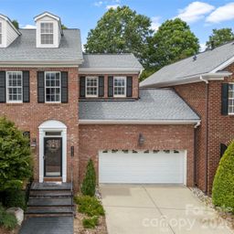 9415 Bonnie Briar Circle