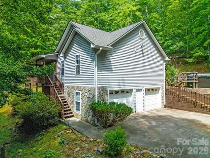 Homes in Laurel Lake Estates, Pisgah Forest