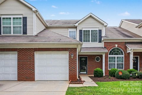 11718 Stockdale Court pending home in Carolina Crossing, Pineville, NC
