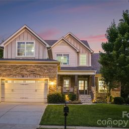803 Five Leaf Lane