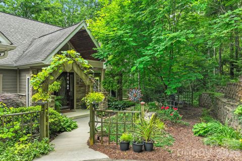 522 Silver Hawk Lane