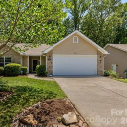 308 Wiltshire Circle