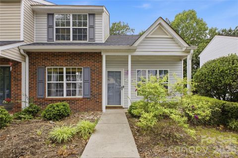 15030 Deshler Court pending home in Bennington Place, Charlotte, NC