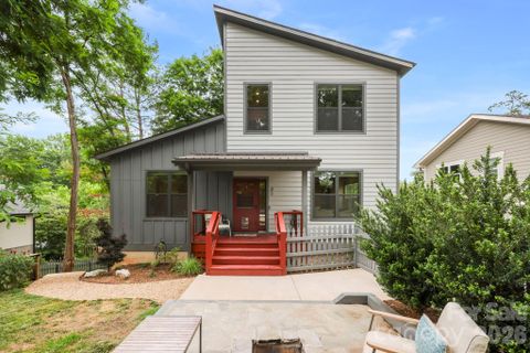 31 Lilac Street