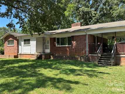 2939 Links Drive
